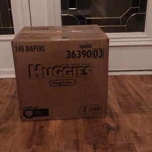 Huggies diapers, size 2–246 diapers